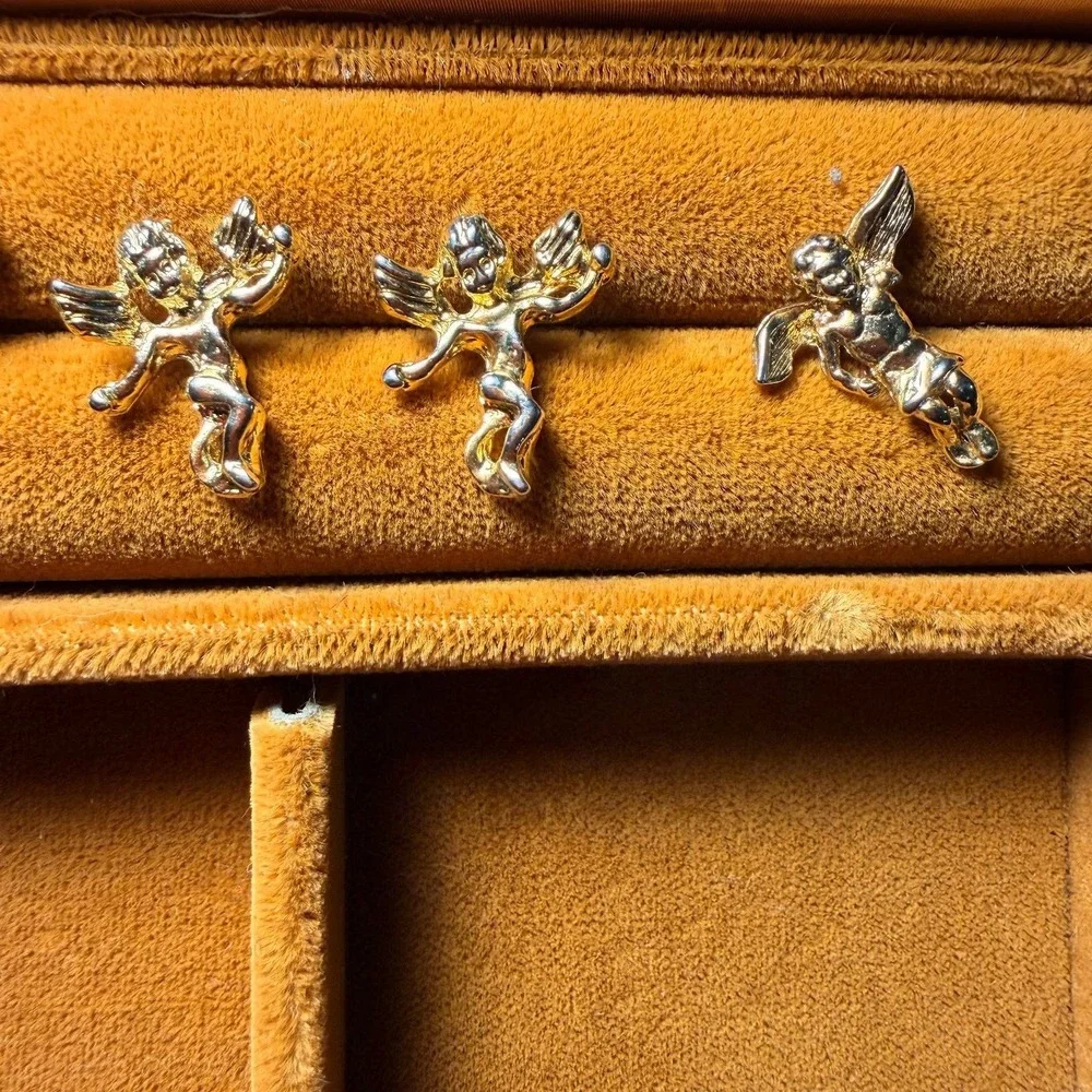 Vintage Gold Tone Cherub Angel‎ Pin Set Red Enamel Heart Rhinestone 5 Piece Lot